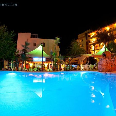 Mini Golf Apartments Канямел Екстериор снимка