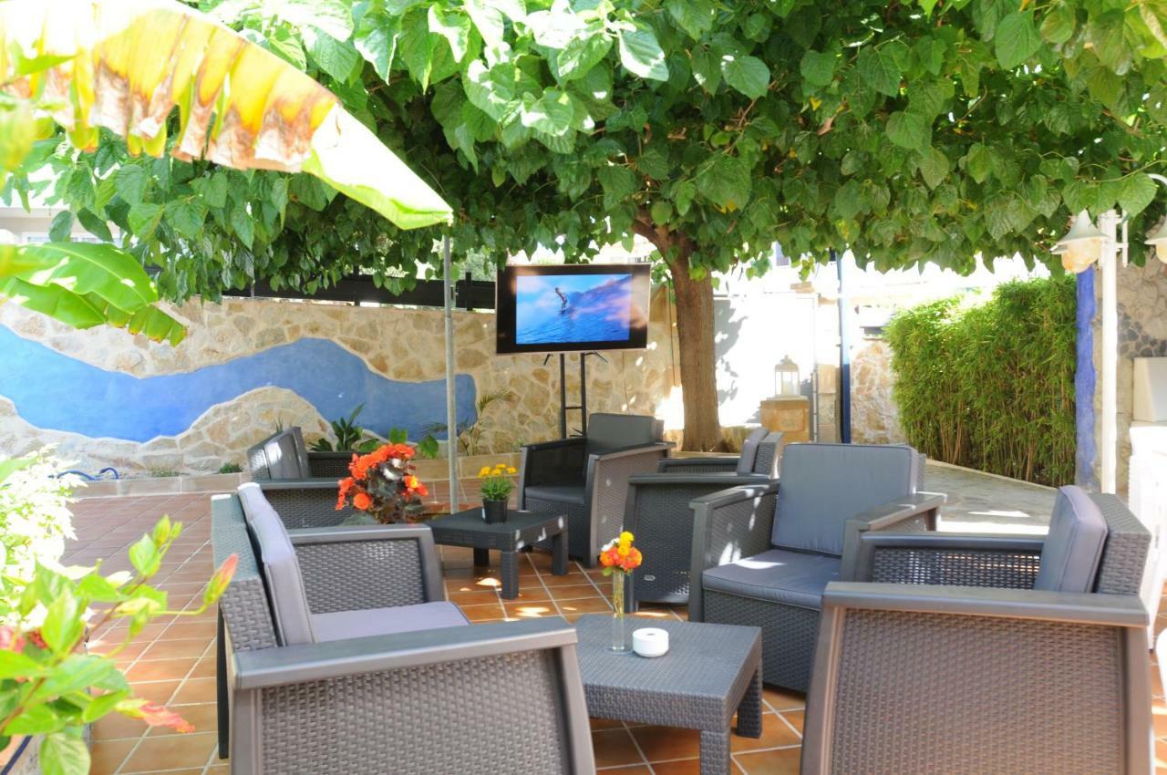 Mini Golf Apartments Канямел Екстериор снимка